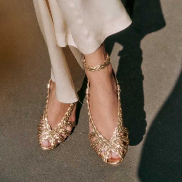 Sezane Natacha Sandals Smooth Braided Gold Size 36 US 6 - Picture 3 of 11
